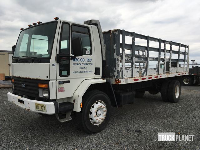 1987 Ford Cf7000  Flatbed Truck