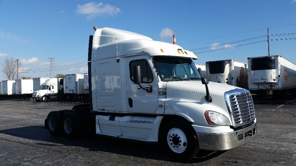 2013 Freightliner Cascadia  Conventional - Sleeper Truck