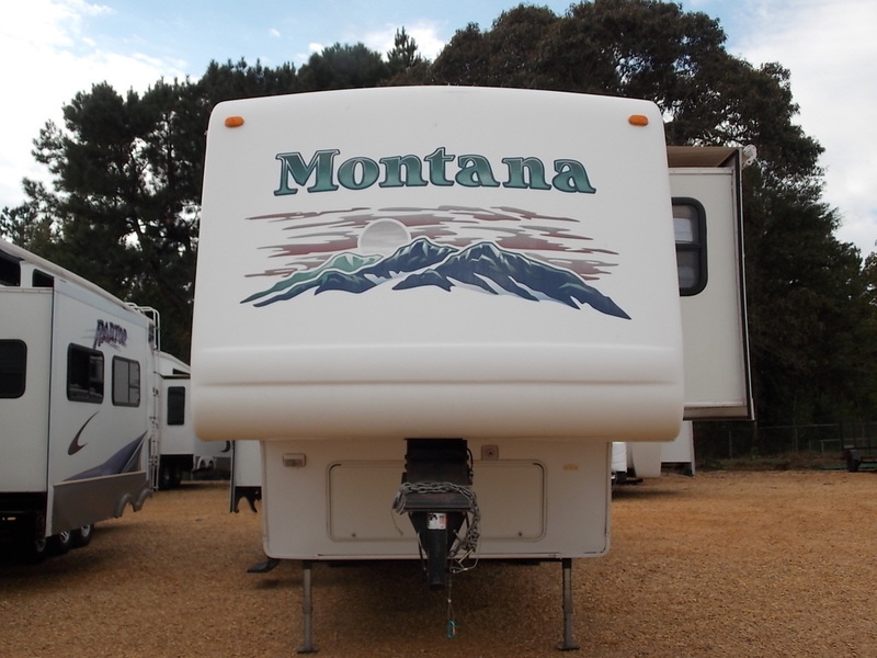2004 Keystone Montana 3670RL