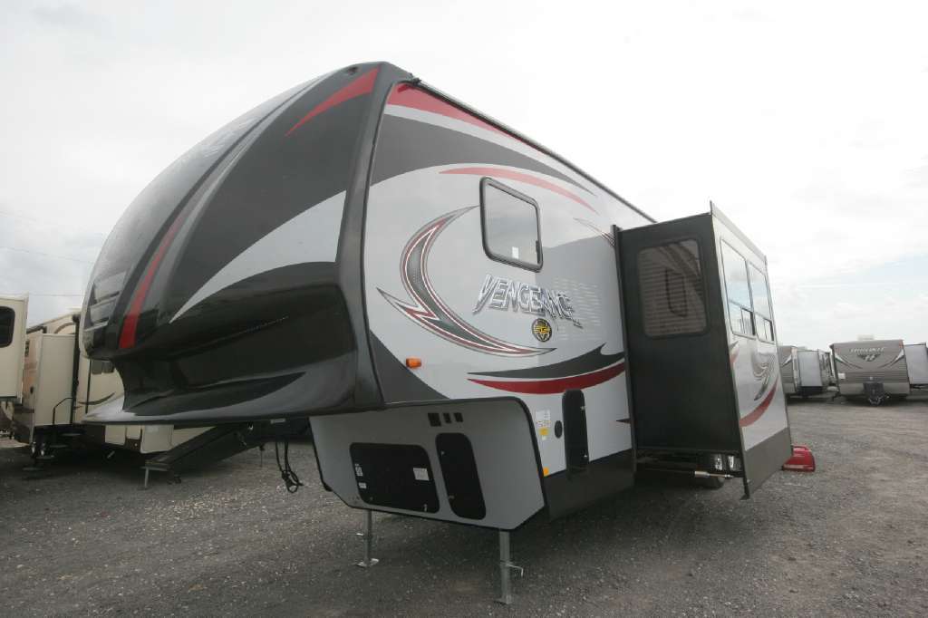 2015 Forest River Vengeance RV 312A