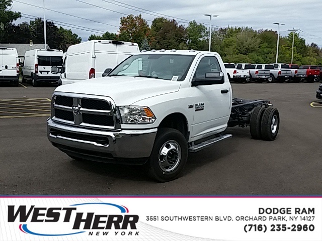 2017 Ram 3500 Chassis  Cab Chassis