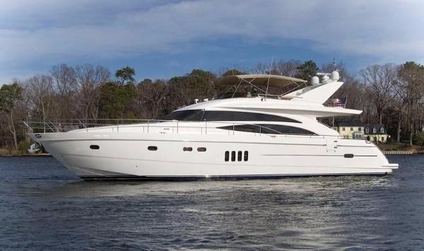 2005 Viking Sport Cruiser by Princess 70 Motoryacht