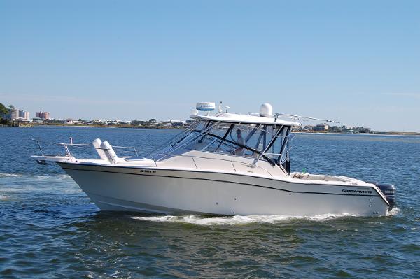 2003 Grady White 330 EXPRESS