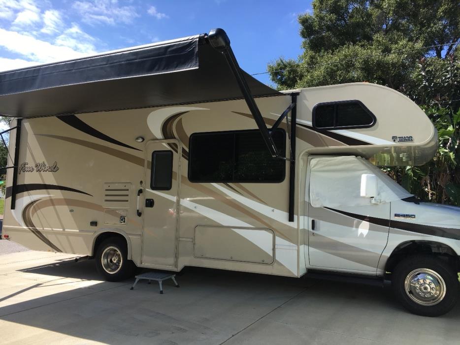 2016 Thor Motor Coach FOUR WINDS 26B