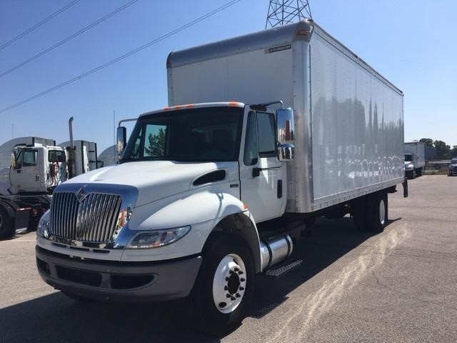 2011 International 4300  Conventional - Day Cab