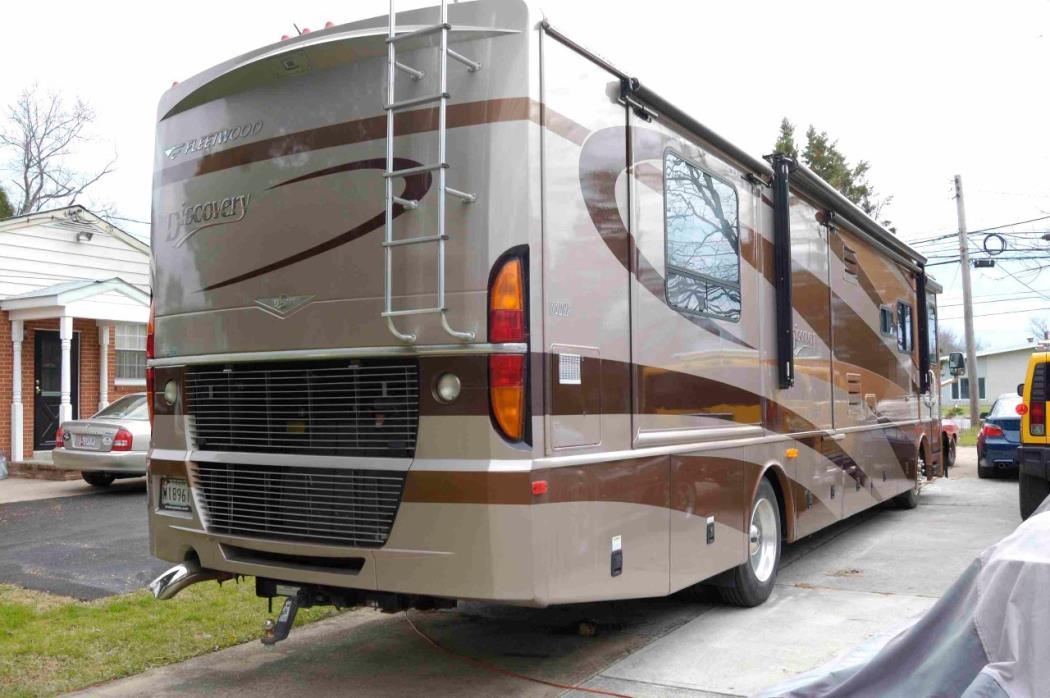 2005 Fleetwood DISCOVERY 39L