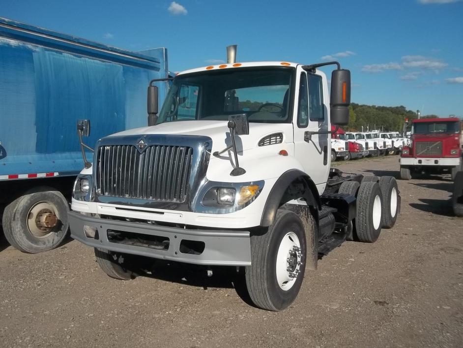 2007 International 7600  Conventional - Day Cab