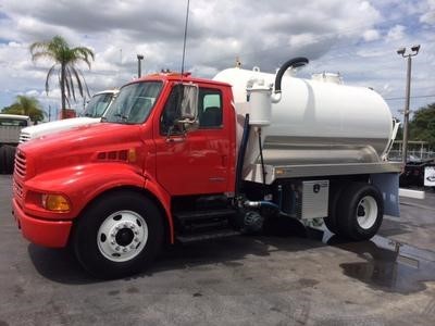 2007 Sterling At9513  Vacuum Truck