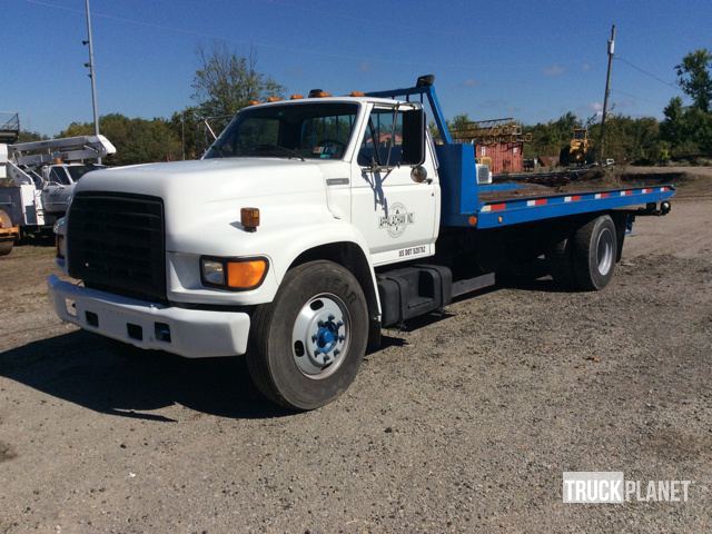1996 Ford F-800  Wrecker Tow Truck