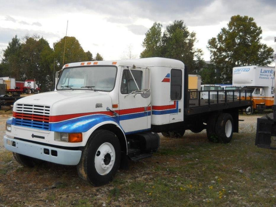 1998 International 4700  Flatbed Truck