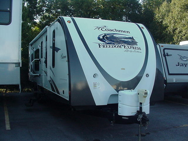 2013 Coachmen Freedom Express 30RKDS - JUST ARRIVED!