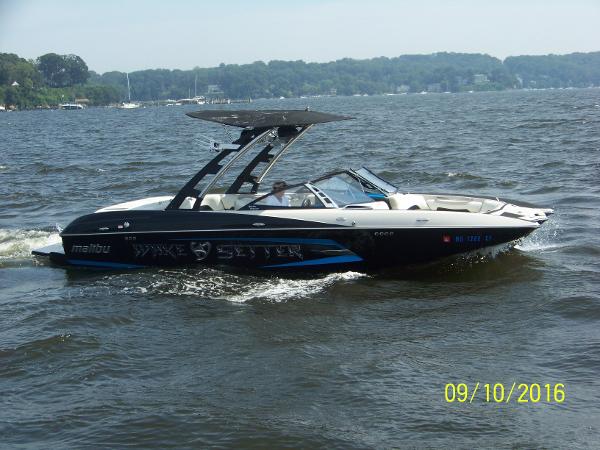 2013 Malibu Wakesetter 22 MXZ