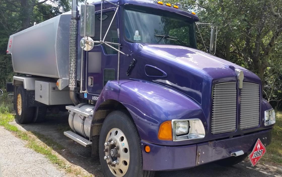 2001 Kenworth T300  Tanker Truck