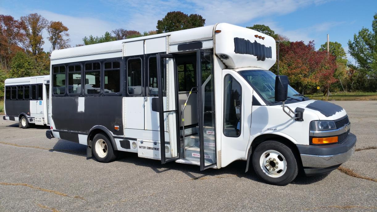 2008 Chevrolet Express  Bus