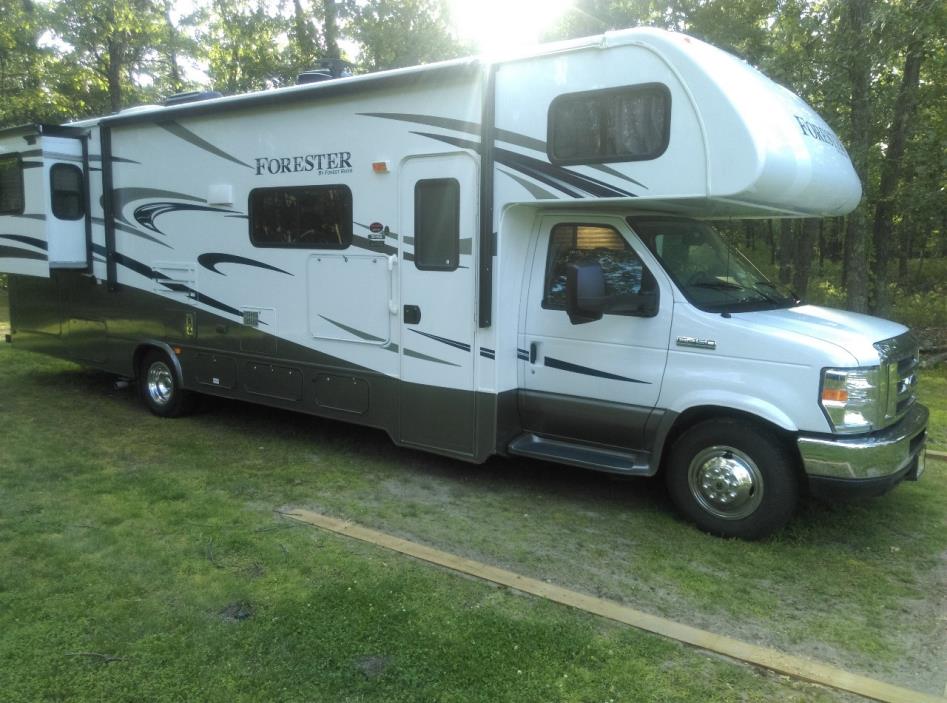 2015 Forest River FORESTER 3011DS