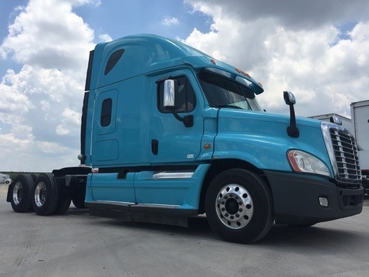 2014 Freightliner Cascadia  Conventional - Day Cab