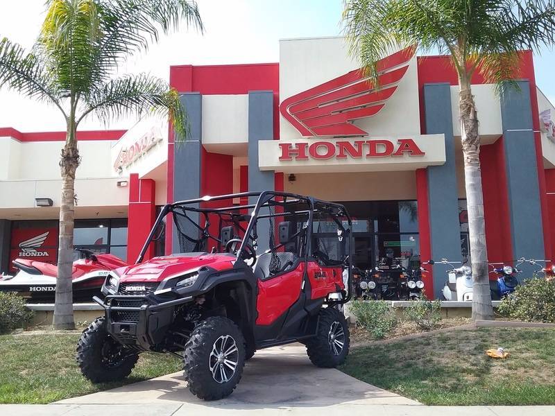 2016 Honda Pioneer™ 1000-5 Deluxe