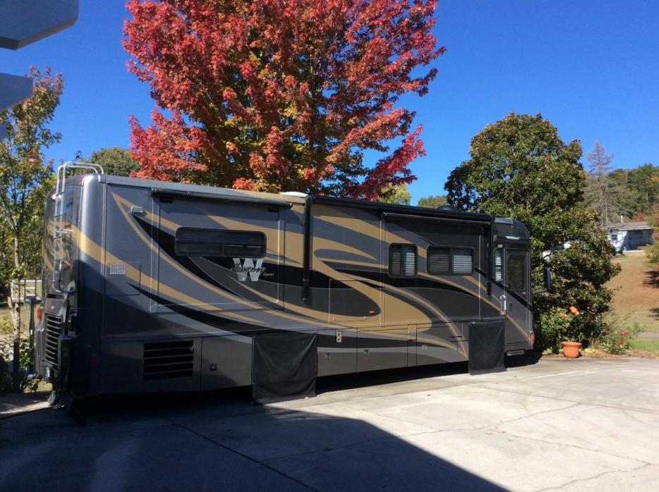 2010 Winnebago JOURNEY 34Y