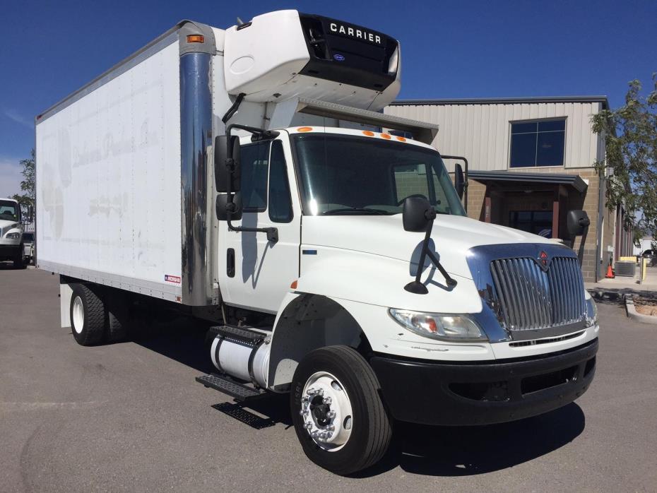 2010 International 4300lp  Refrigerated Truck