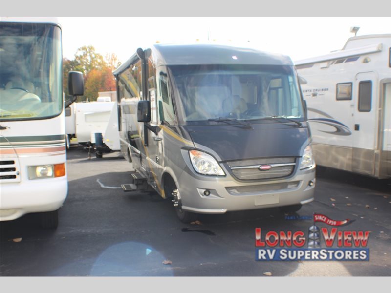 2010 Winnebago via 25st