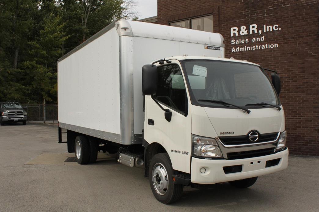 2015 Hino 195  Box Truck - Straight Truck