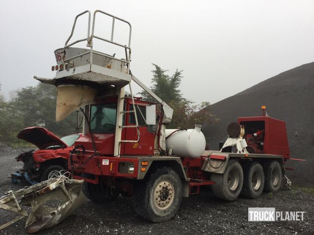 1998 Advance Cm3ap6811  Mixer Truck