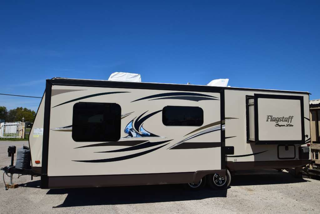 2014 Forest River Flagstaff 26FKWS