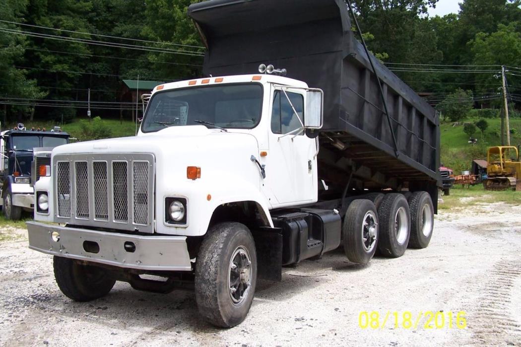 1991 International 2554  Dump Truck