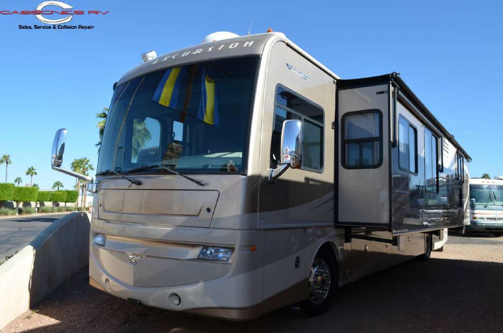 2009 Fleetwood Excursion 40T