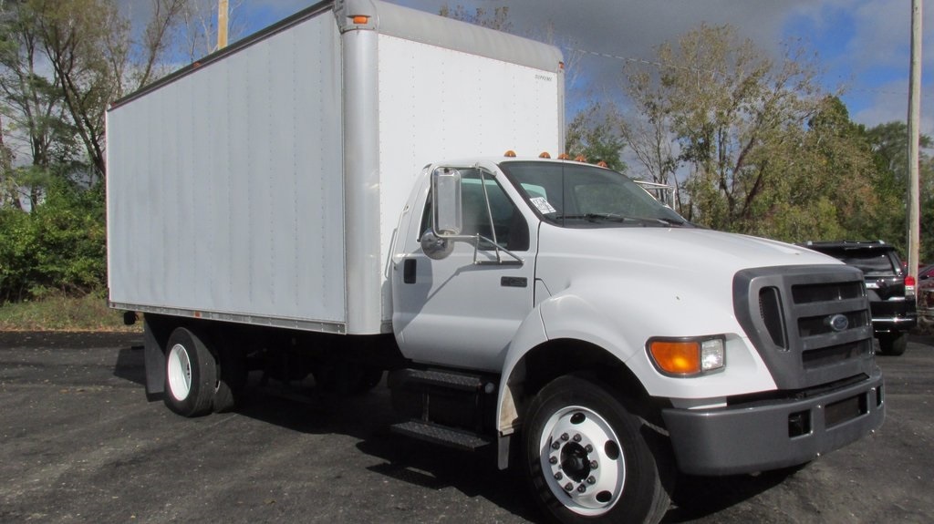 2005 Ford F-750sd