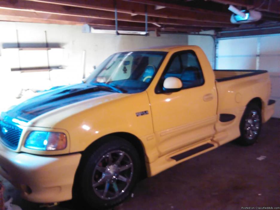2003 ford f150 BOSS edition
