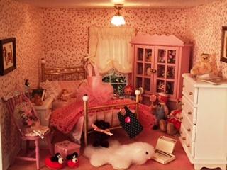 DOLLHOUSE, FURNISHED, ELECTRIFIED AND LANDSCAPED, 2
