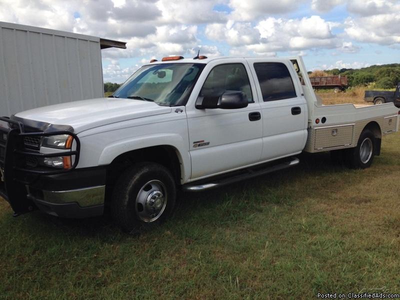 2005 Chevrolet Silverado 3500 Crew Cab For Sale in Sulphur, Oklahoma  73086