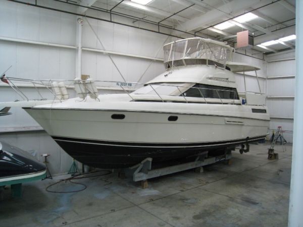 1991 Silverton 41 Aft Cabin