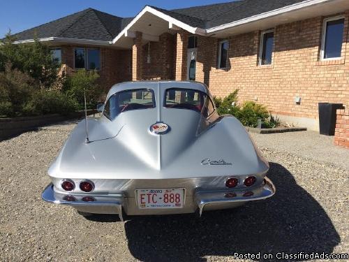 1963 Chevy Corvette Split Window