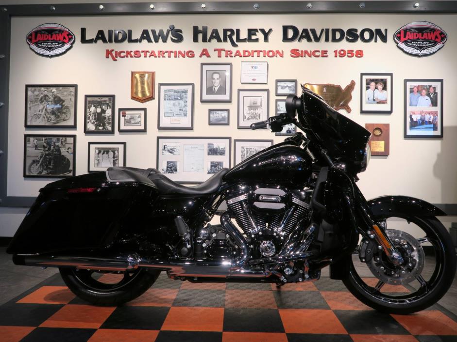 2016  Harley-Davidson  CVO™ Street Glide