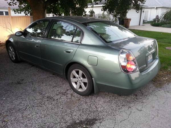 2002 Nissan Altima 4dr Sdn S Auto