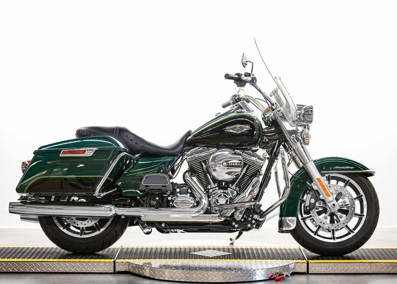 2016 Harley-Davidson FLHR - Road King