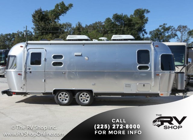Airstream Flying Cloud 25FB Twin