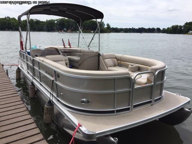 2013 South Bay 23ft 7in Pontoon