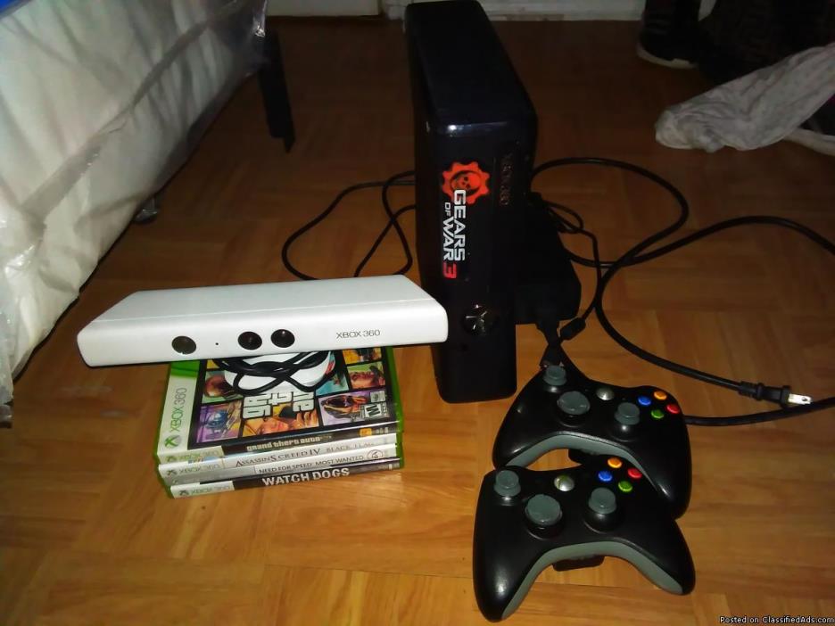 Xbox 360 Slim 5 games and Kinect