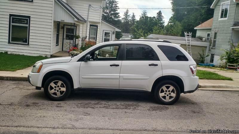 2005 Chevy Equinox All Wheel Drive, Good Tires, White,  Good History report,...
