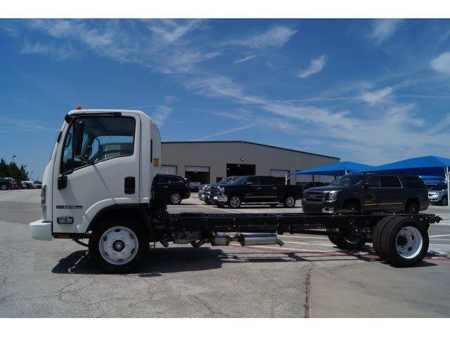 2016 Isuzu Isuzu  Cab Chassis