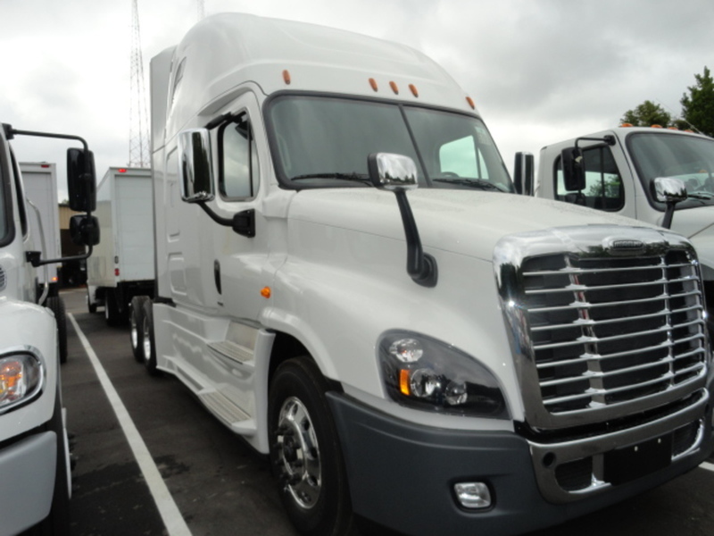 2016 Freightliner Cascadia 72