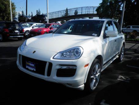 2010 Porsche Cayenne GTS