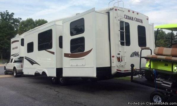 2010 Cedar Creek Fifth Wheel and F350 Lariat 4x4 For Sale in Ephrata,...