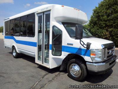 2009 Ford E450 Eldorado 22 Pass Wheelchair Shuttle Bus (A4762)