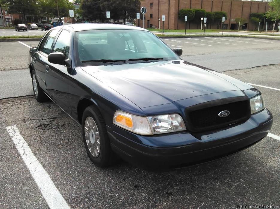 2005 CROWN VICTORIA (P71), 1 OWNER, MD INSPECTED, GOVERNMENT, 150KM