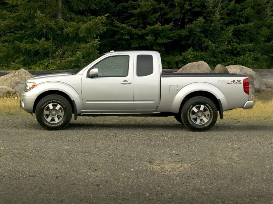 2010 Nissan Frontier LE