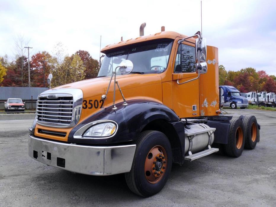 2006 Freightliner Cl120  Conventional - Day Cab